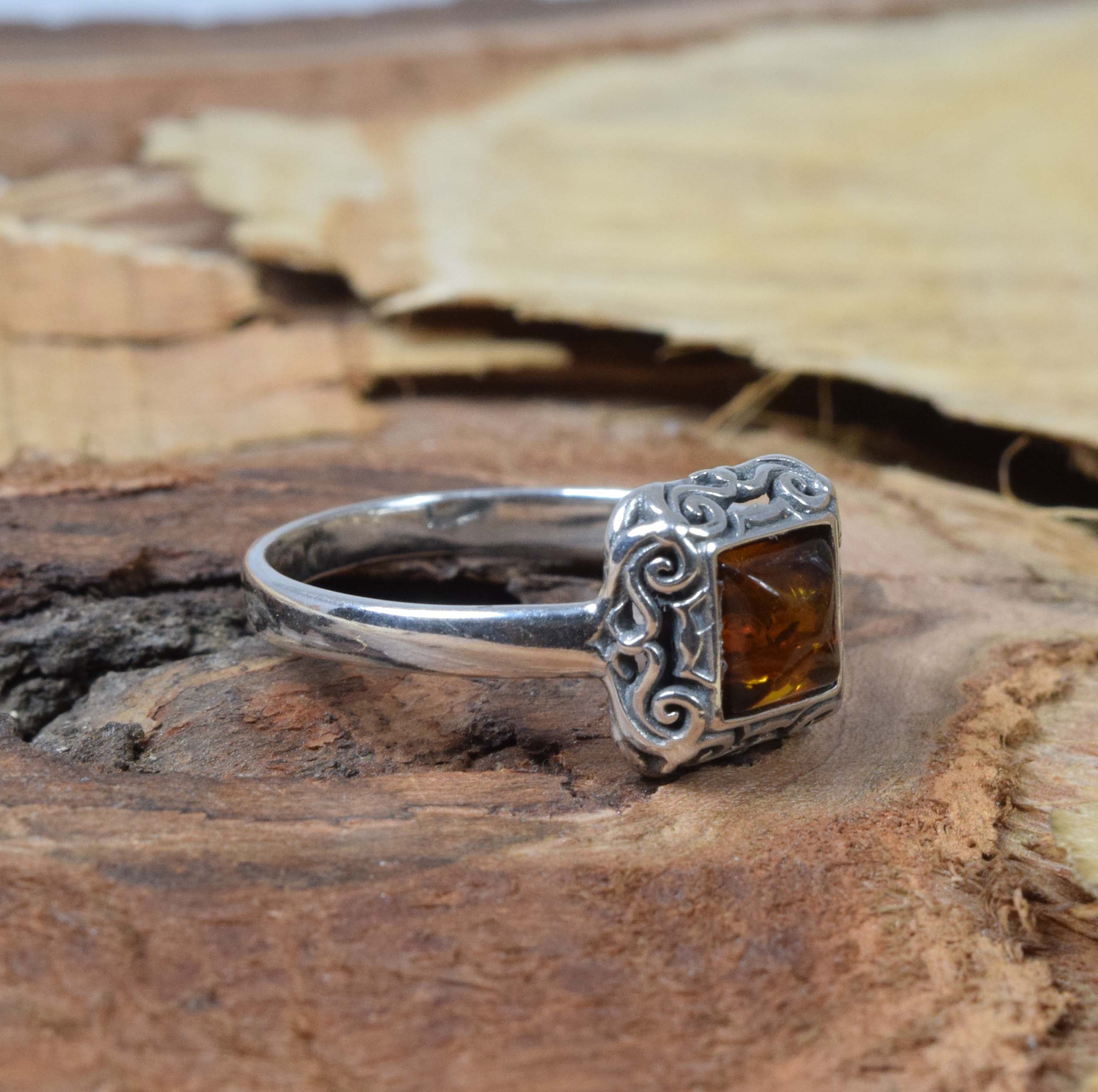 Baltic Amber 925 Sterling Silver Ring