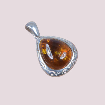 Yellow Baltic Amber 925 Sterling Silver Natural Gemstone Pendant