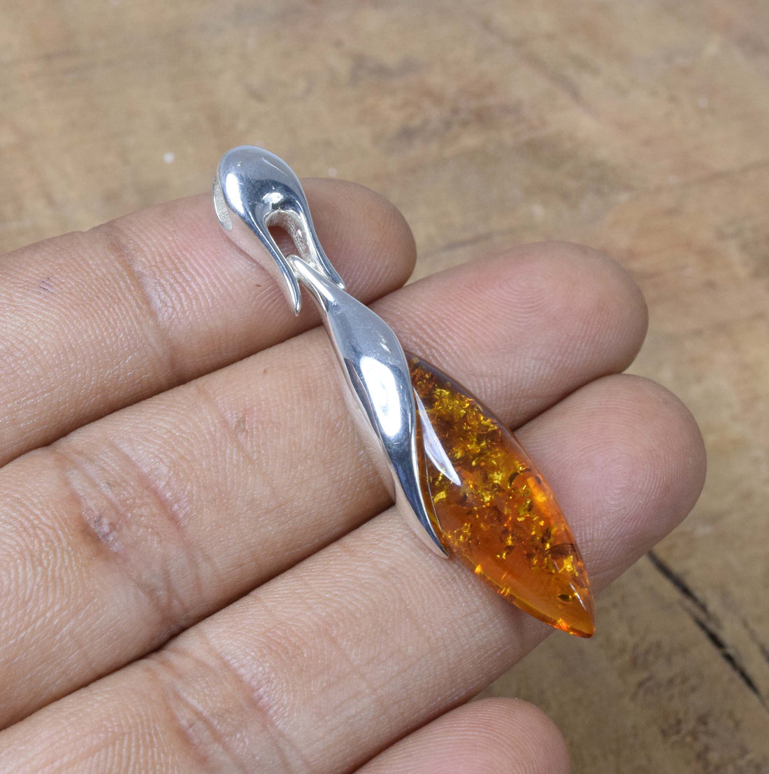 Baltic Amber 925 Sterling Silver Leaf Shape Amber Pendant