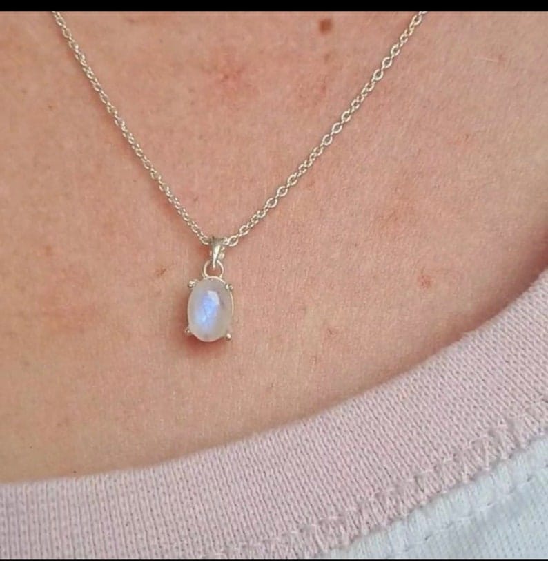 White Rainbow Moonstone 925 Sterling Silver Chain Pendant