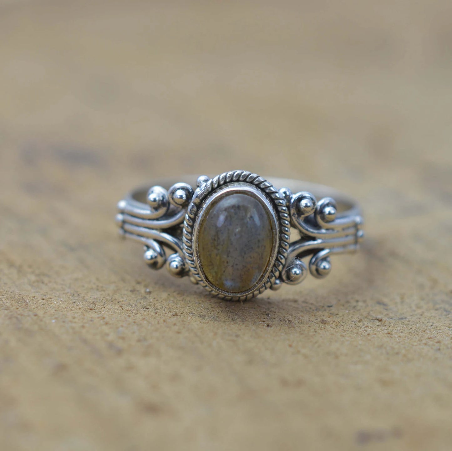 Labradorite 925 Sterling Silver Ring