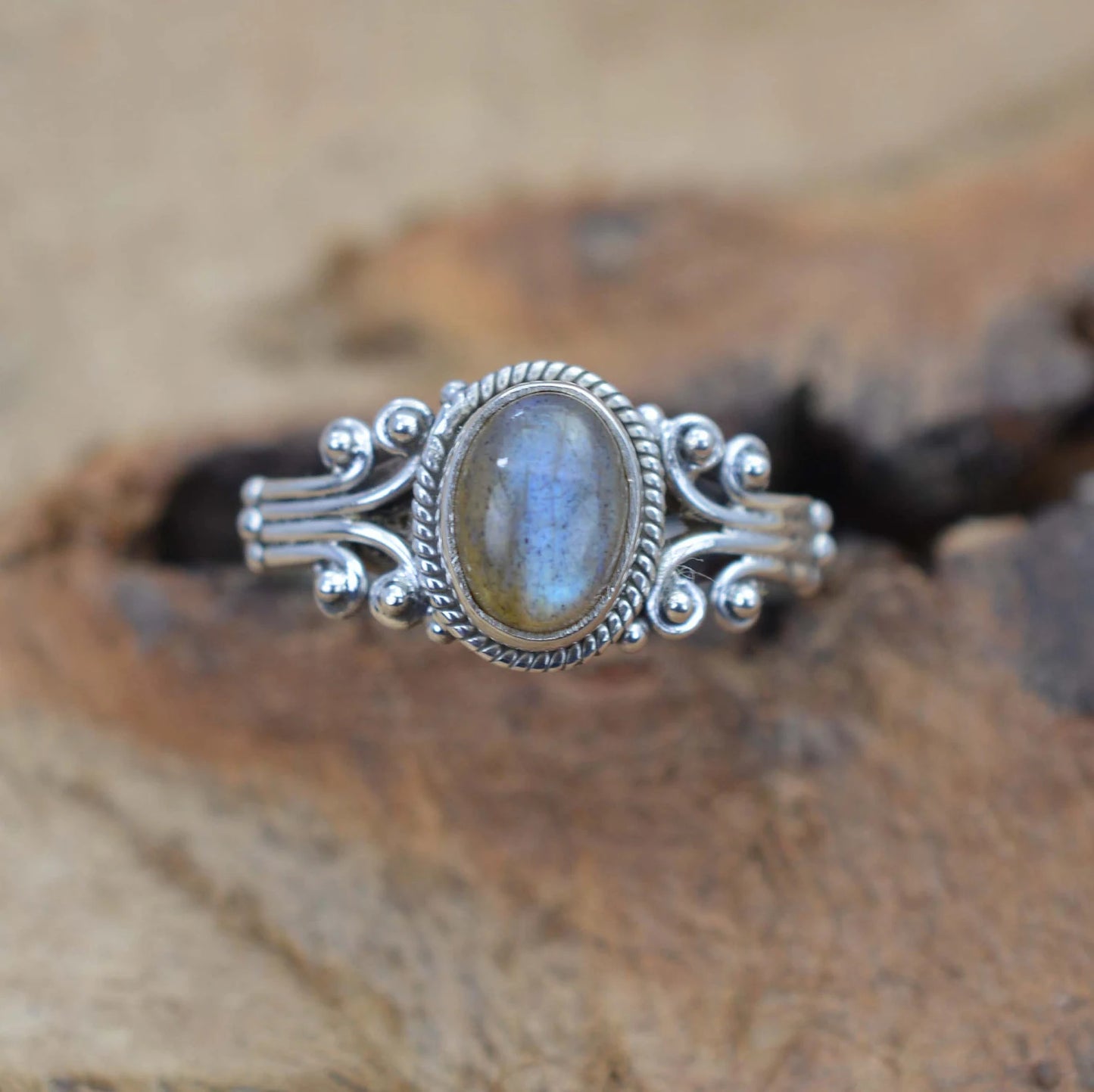 Labradorite 925 Sterling Silver Ring