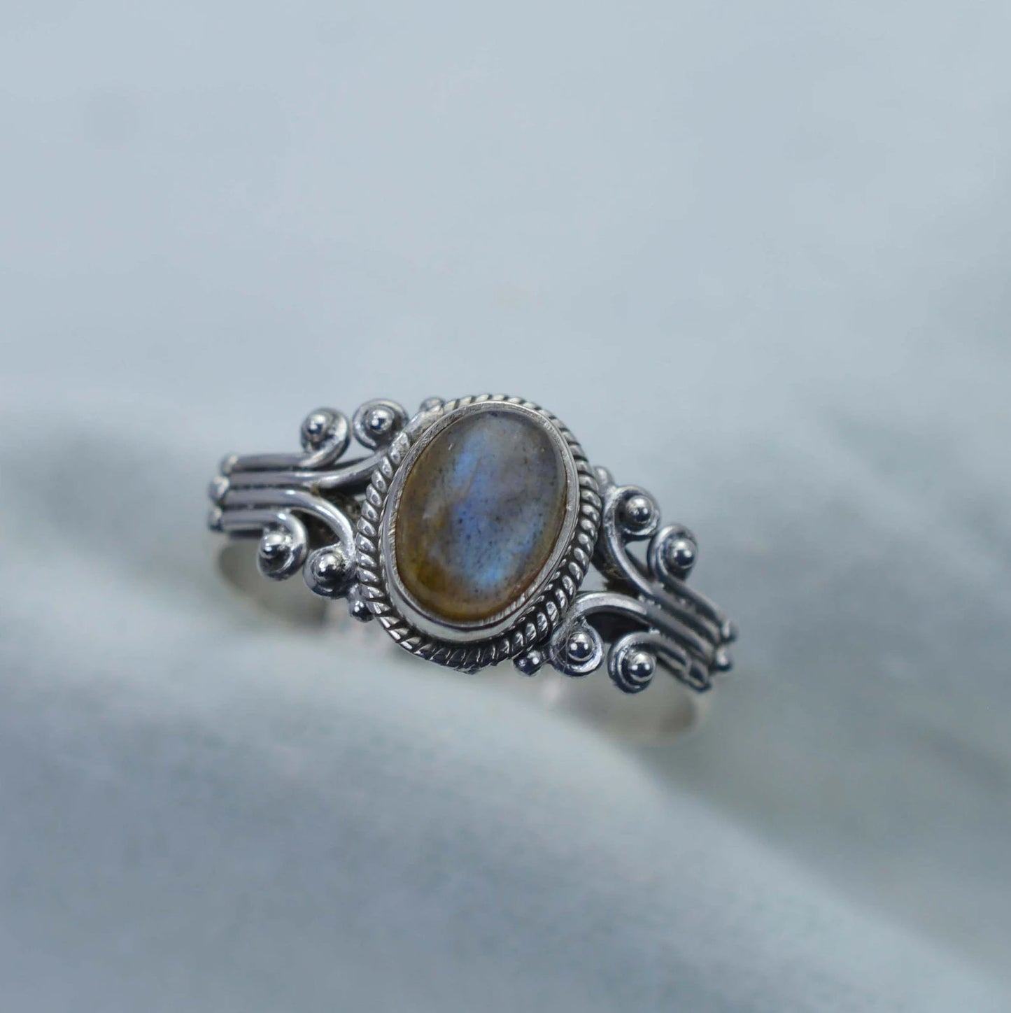 Labradorite 925 Sterling Silver Ring