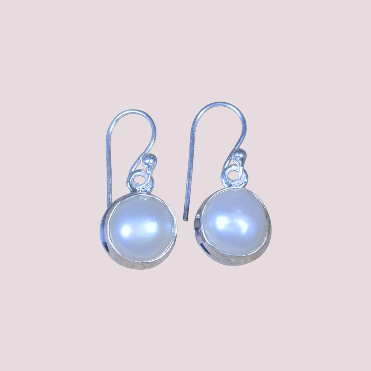 Natural Freshwater Pearl 925 Sterling Silver Round Shape Hook Earring