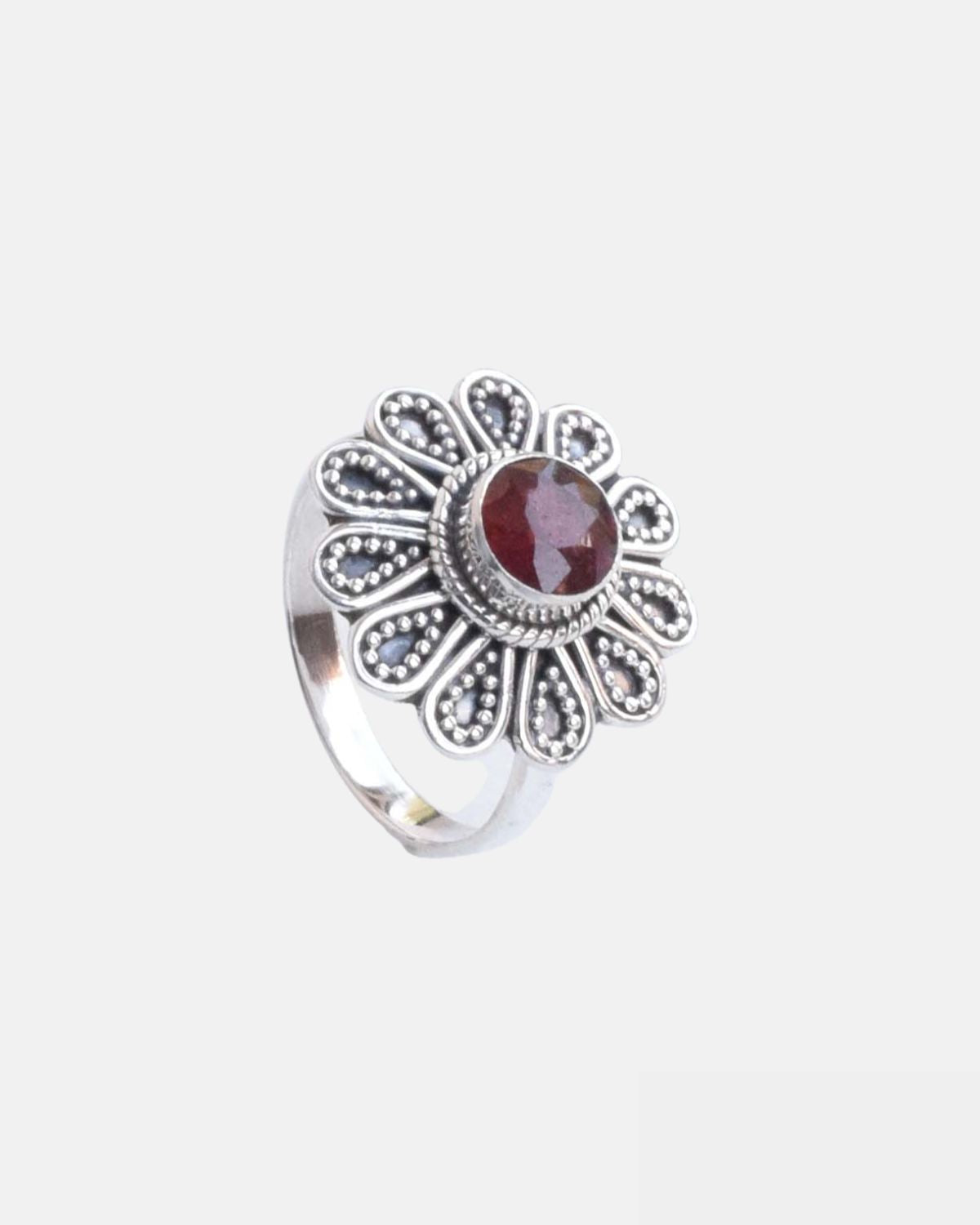 Cut Red Garnet 925 Sterling Silver Gemstone Ring