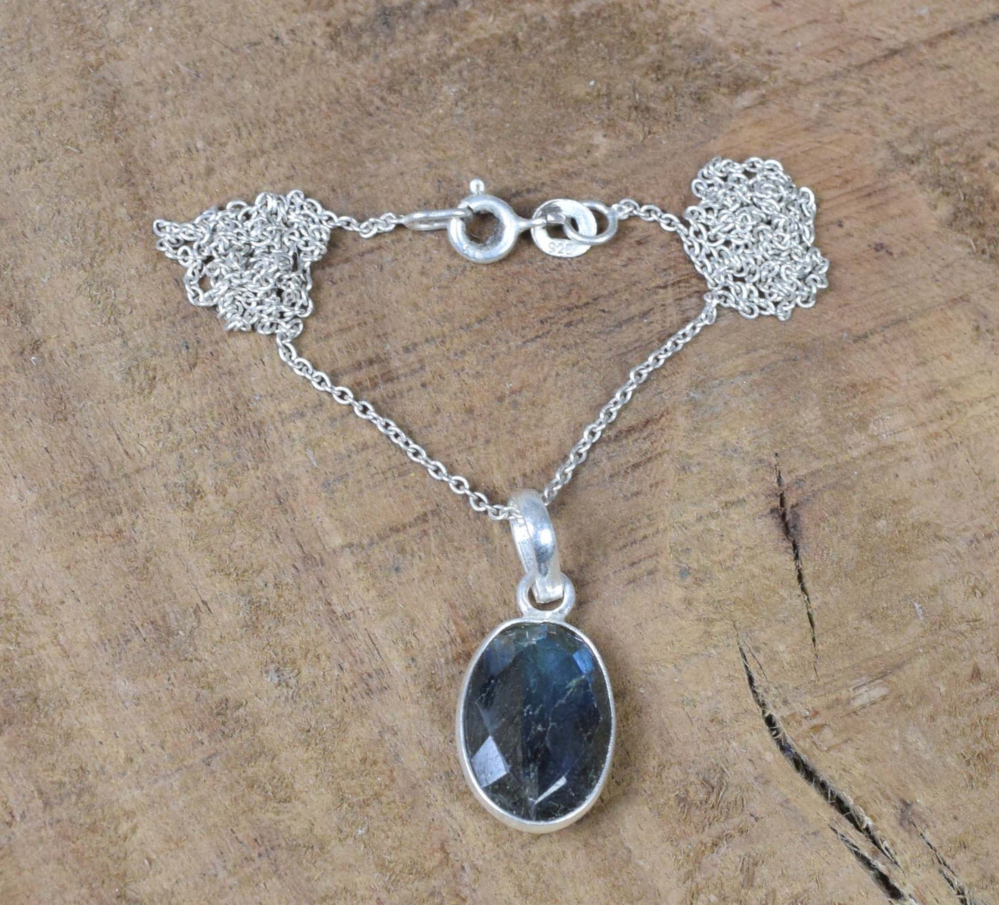 Cut Labradorite 925 Sterling Silver Oval Gemstone Jewelry Chain Pendant w/ or w/o chain ~ Natural Labradorite Necklace ~Gift For Anniversary